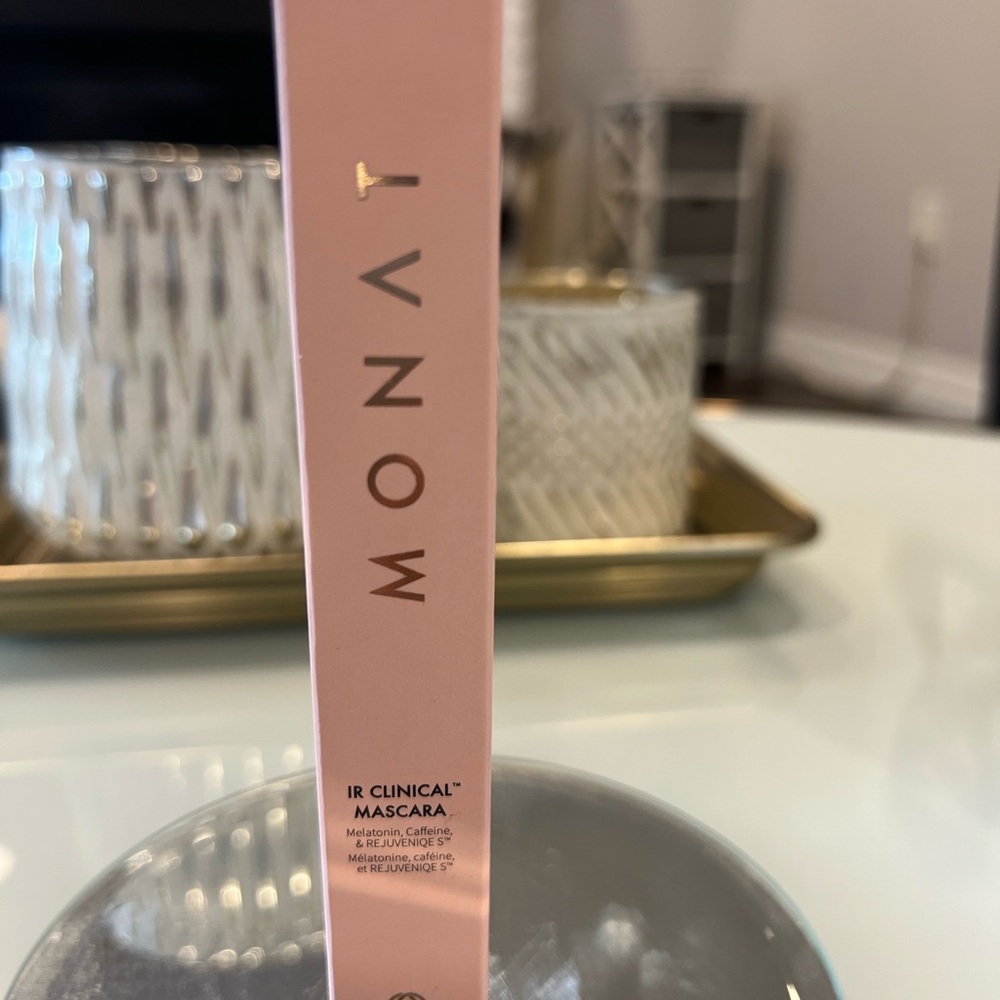 Monat IR Clinical Mascara - Pink